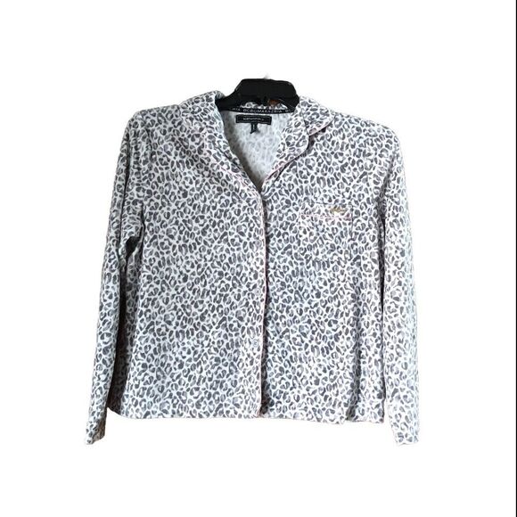 BCBGMAXAZRIA Collared Button Front Animal Print Pajama Top - M - Picture 1 of 13